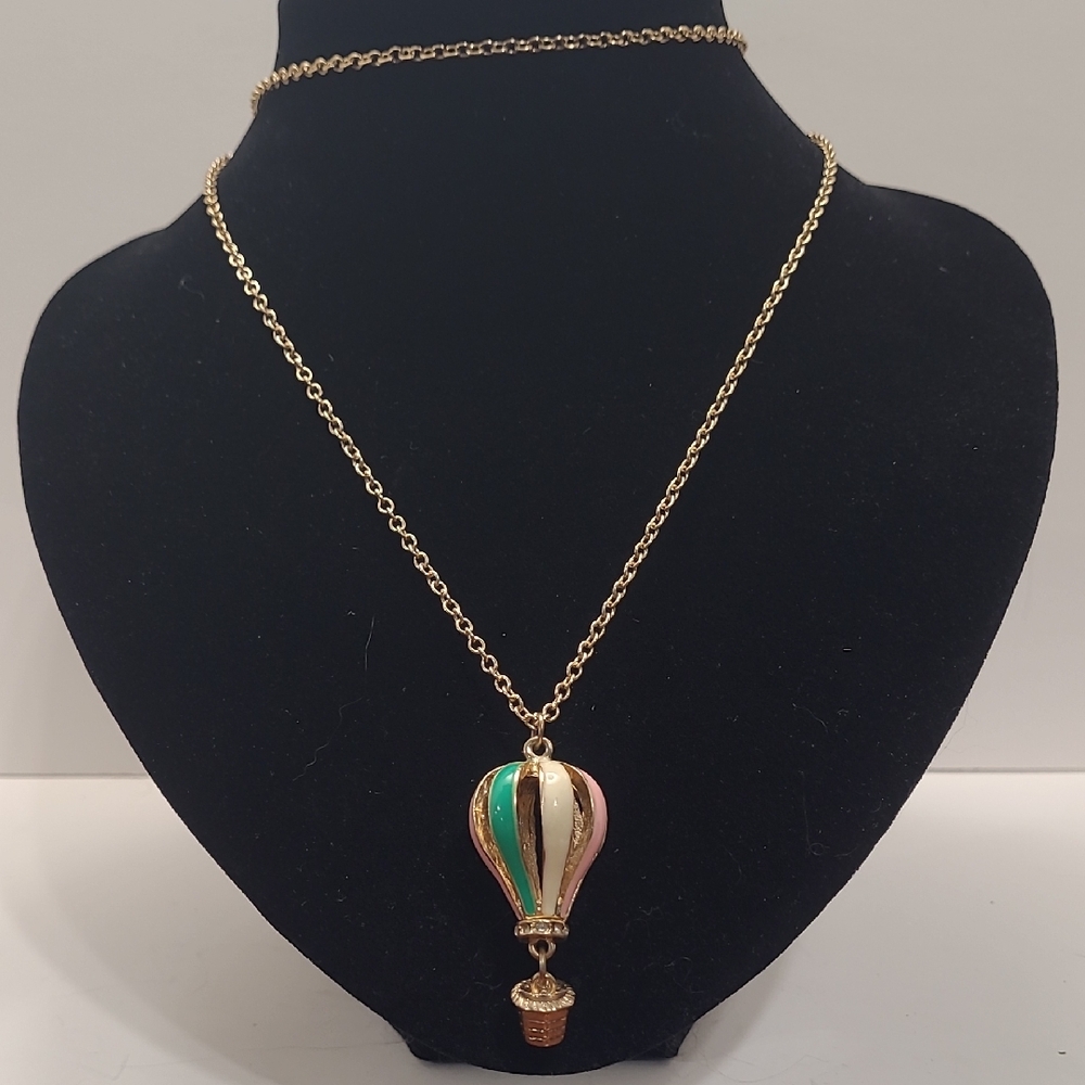Vintage Gold Tone Hot Air Balloon Necklace